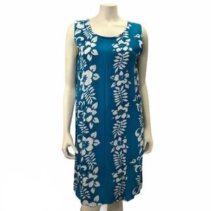 Makai Beach Hawaii Medium Shift Dress Floral Beach